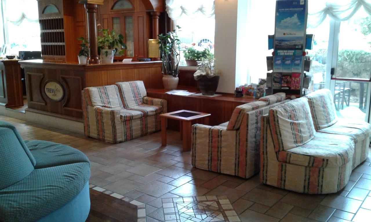 Hotel Trevi Riccione, In Centro Sul Mare Con Cucina Exterior photo